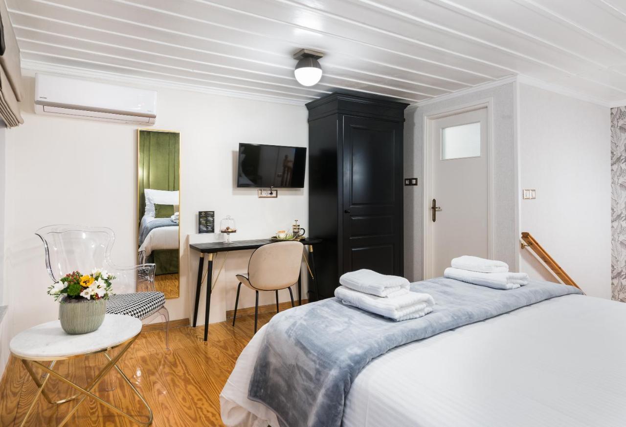 Mavrogenous Luxury Apartments نافبليو المظهر الخارجي الصورة