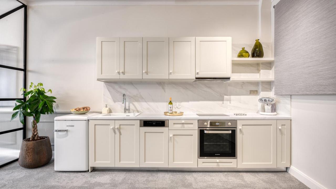 Mavrogenous Luxury Apartments نافبليو المظهر الخارجي الصورة