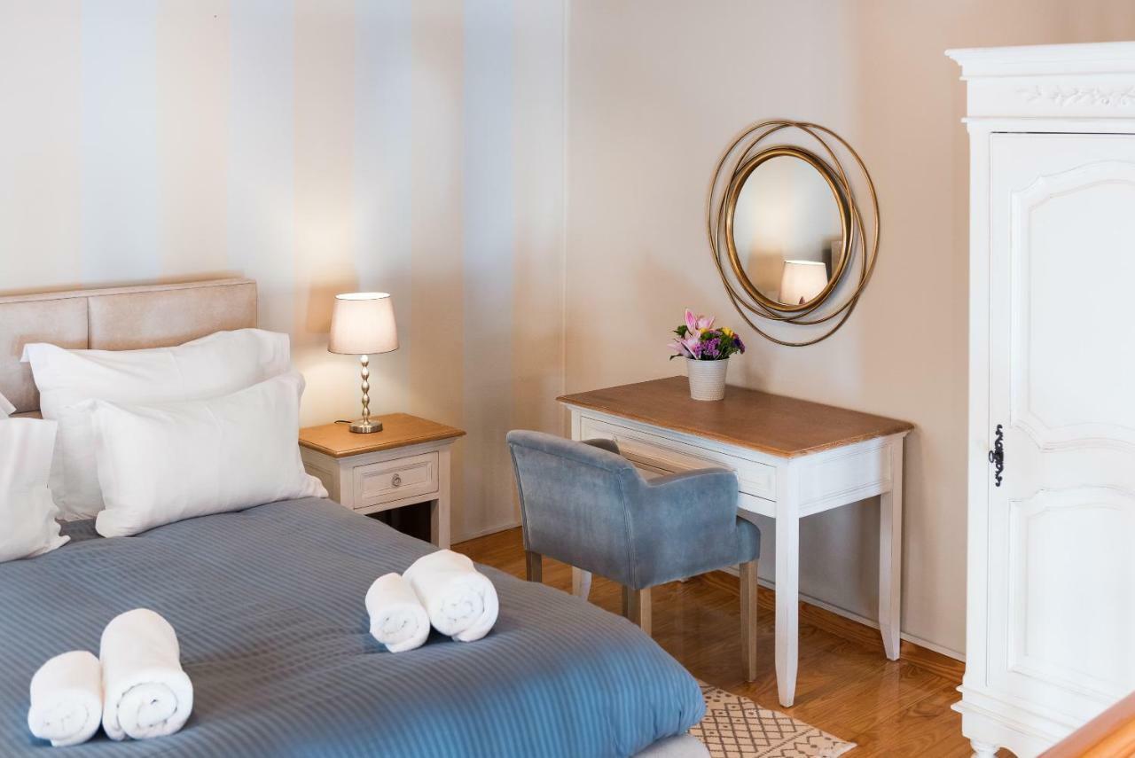 Mavrogenous Luxury Apartments نافبليو المظهر الخارجي الصورة